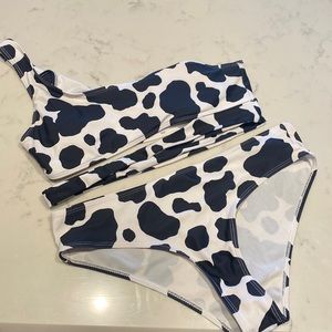 SHEIN Cow Print One Strap Bikini